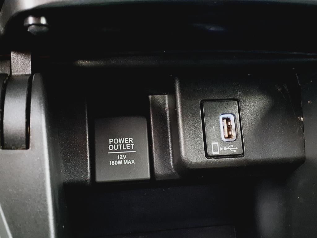Vehicle image 19 of 25