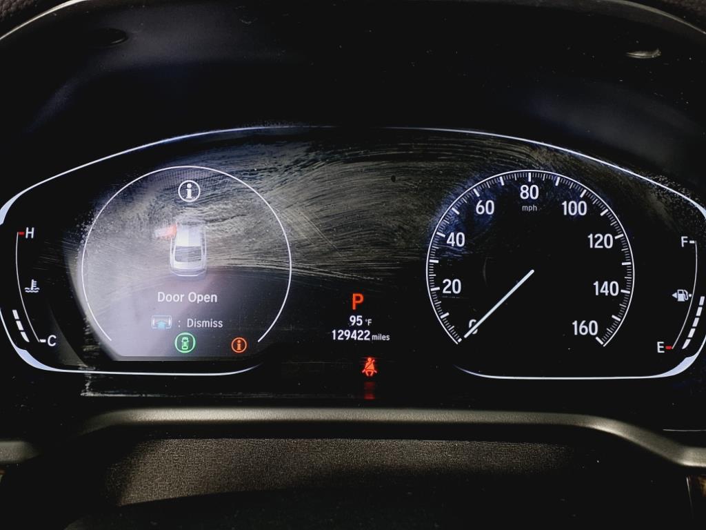 Vehicle image 13 of 25