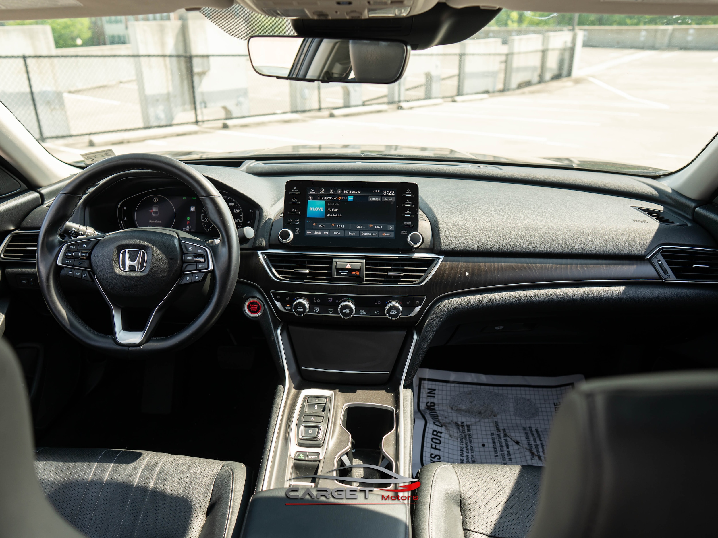 Vehicle image 13 of 49