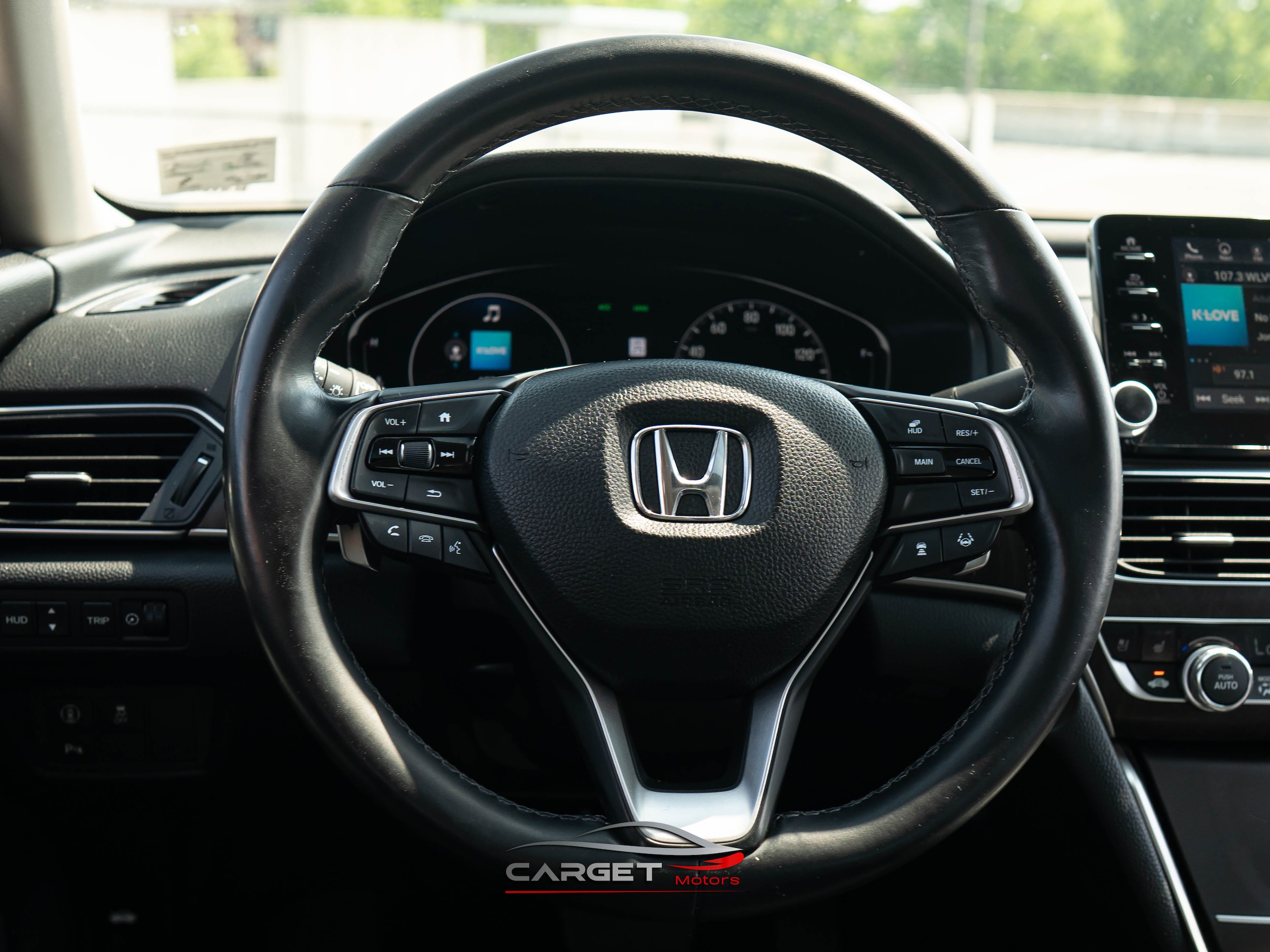 Vehicle image 22 of 49