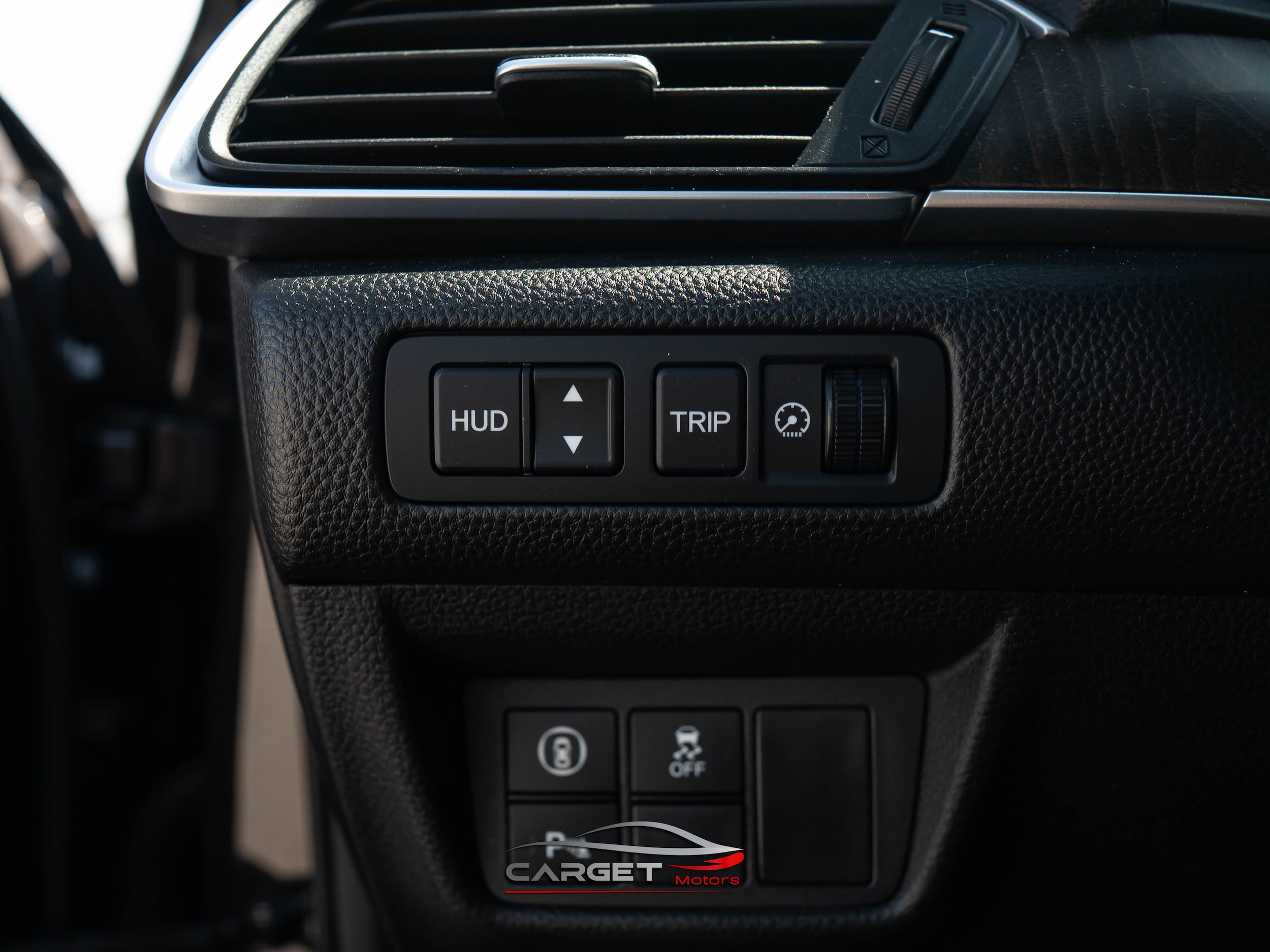 Vehicle image 35 of 49