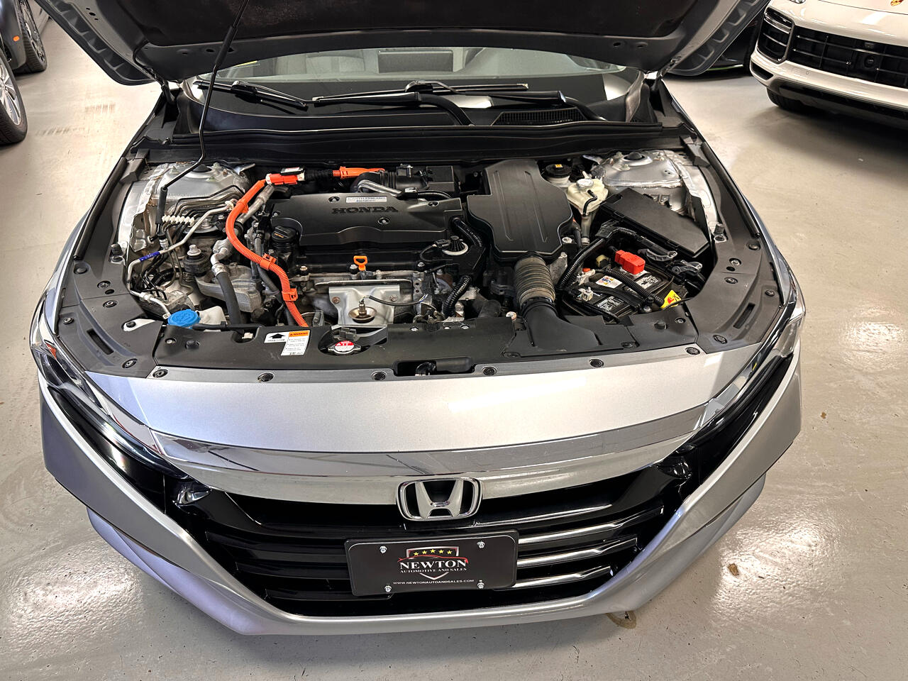 Vehicle image 22 of 50