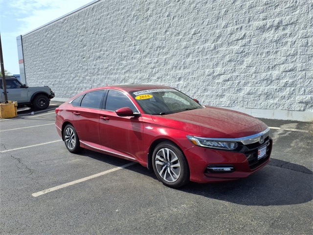 Vehicle image 3 of 26