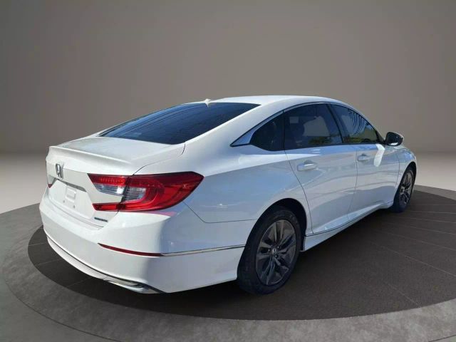 Vehicle image 5 of 31