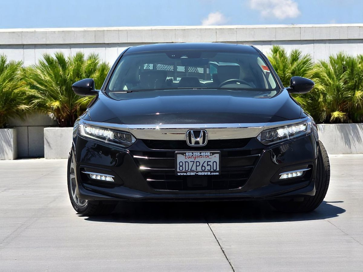 Vehicle image 2 of 48