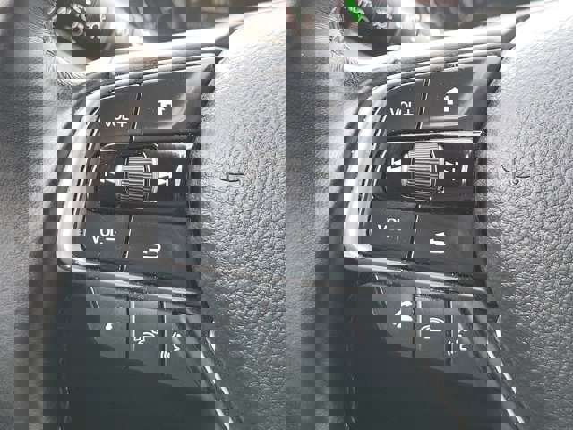 Vehicle image 24 of 31