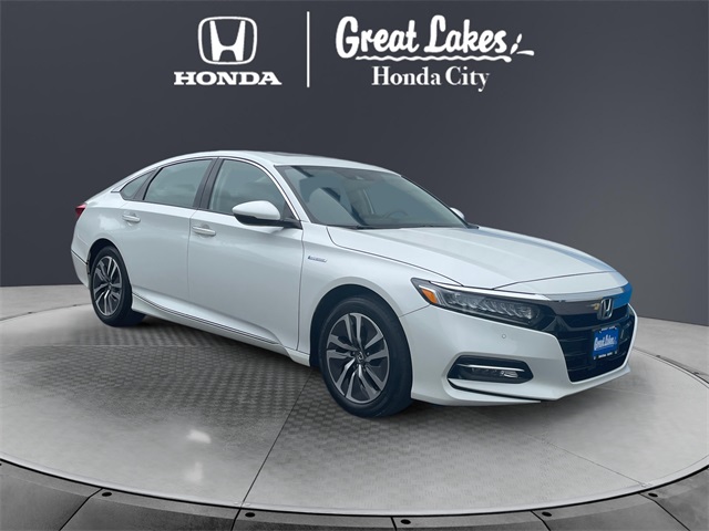 Vehicle image 3 of 16