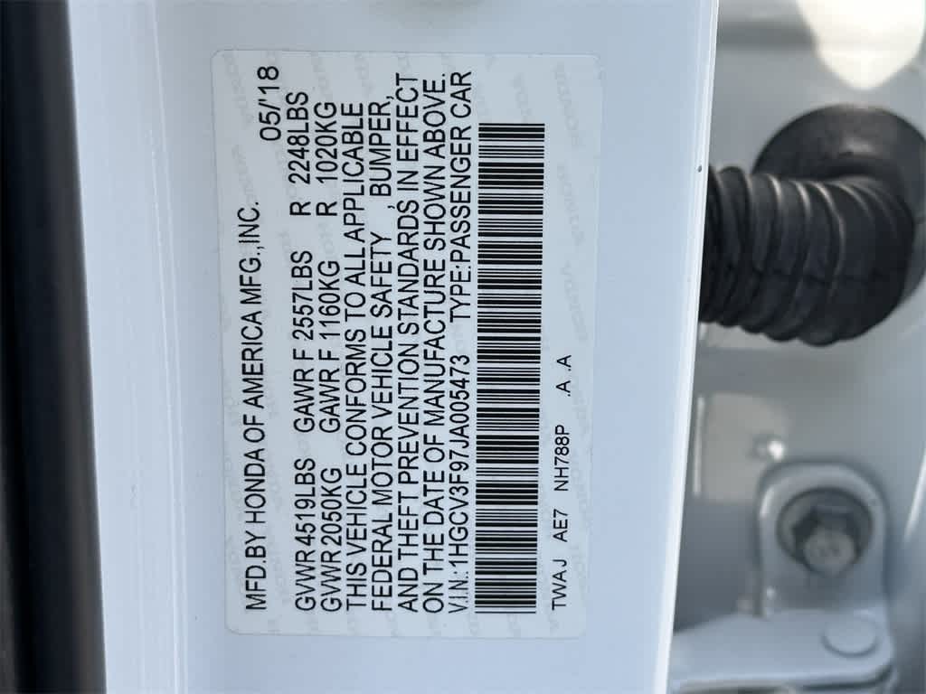 Vehicle image 17 of 22