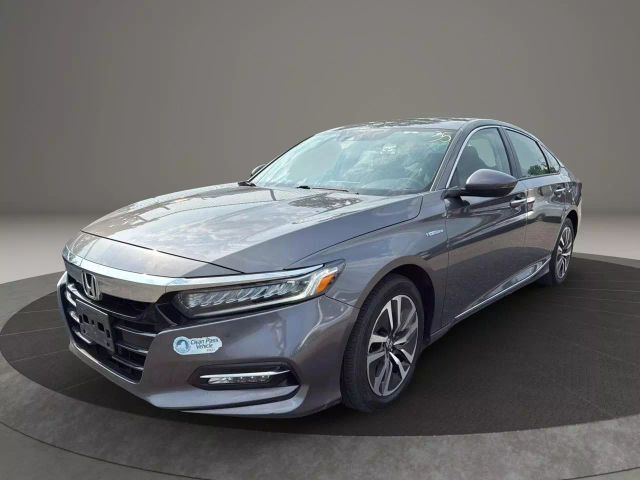 Vehicle image 1 of 32