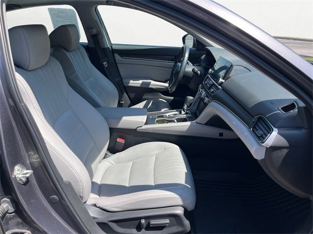 2018 Honda Accord EX-L 1.5T Image 10 of 17
