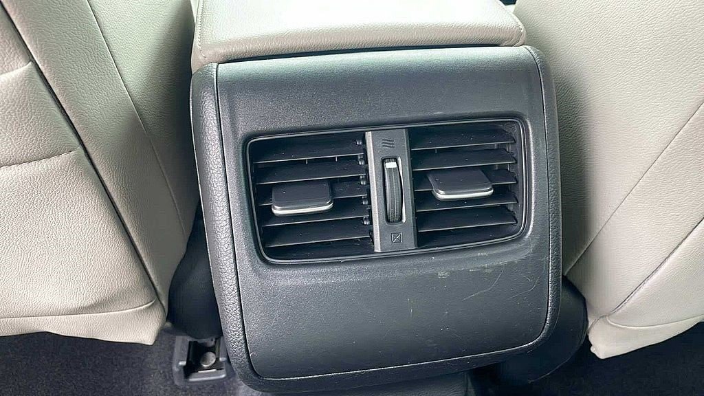 2018 Honda Accord EX-L Navigation 1.5T Image 12 of 27
