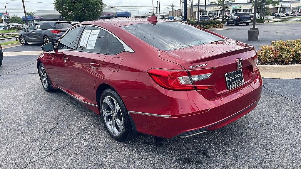 2018 Honda Accord EX-L Navigation 1.5T Image 5 of 27