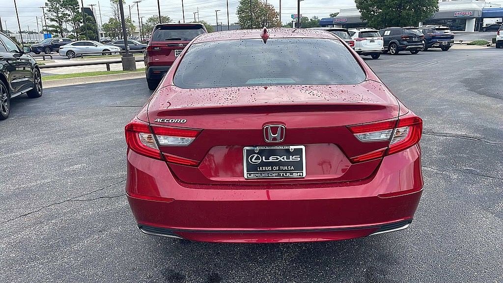 2018 Honda Accord EX-L Navigation 1.5T Image 4 of 27