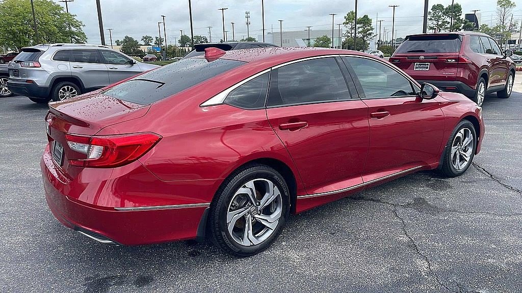 2018 Honda Accord EX-L Navigation 1.5T Image 3 of 27