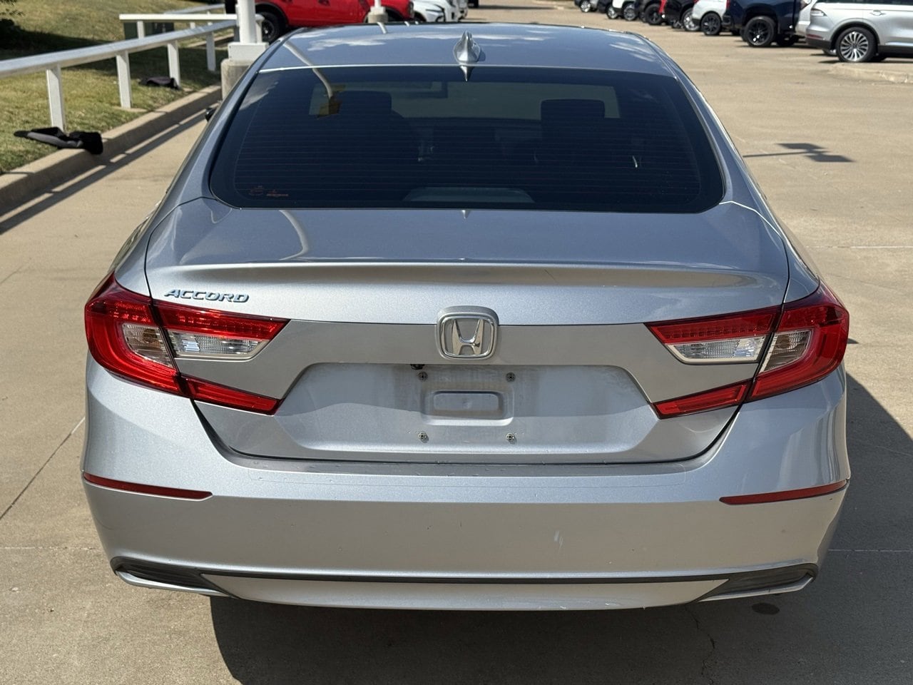 2018 Honda Accord EX 1.5T Image 5 of 11