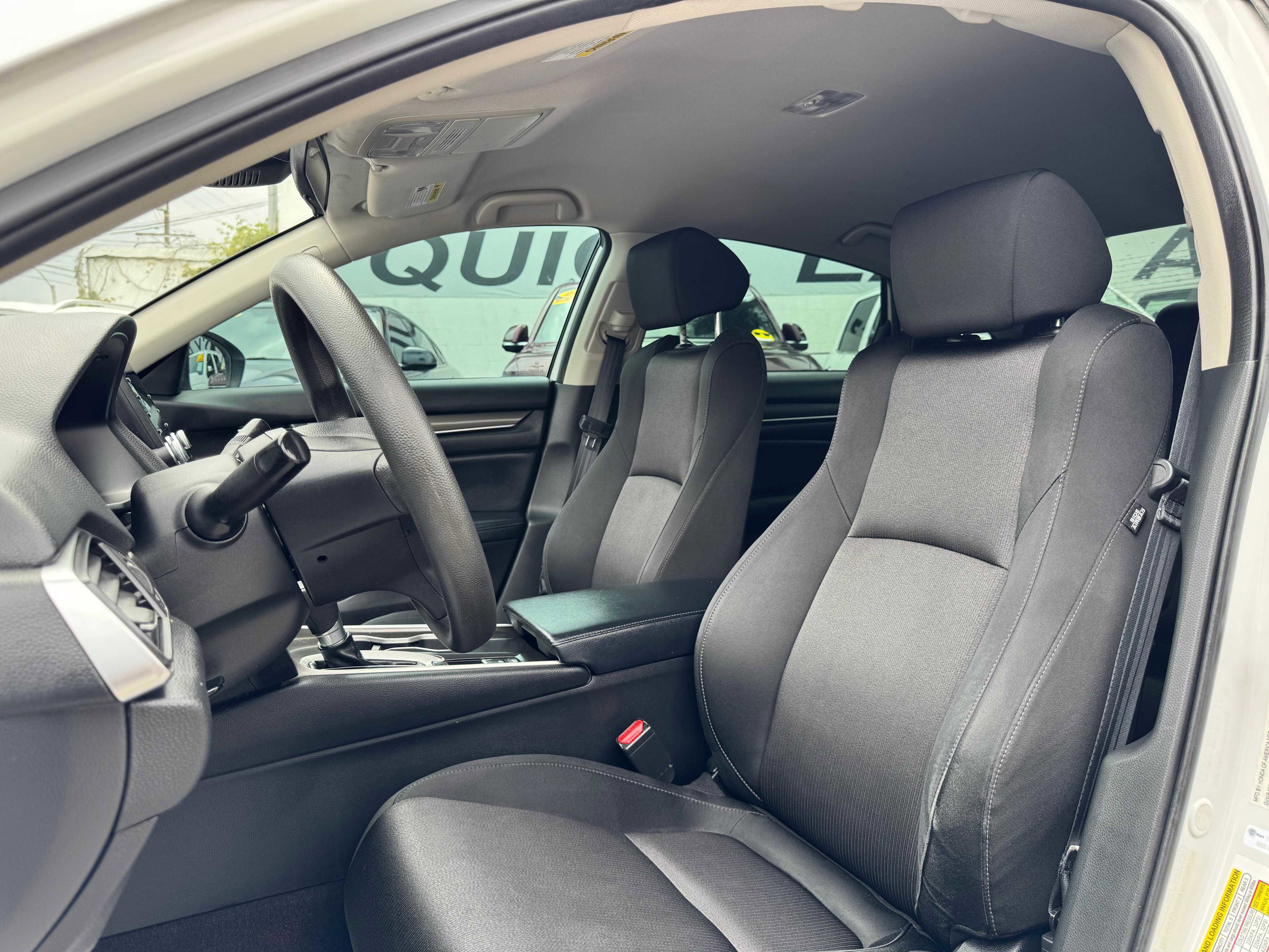 Vehicle image 22 of 59