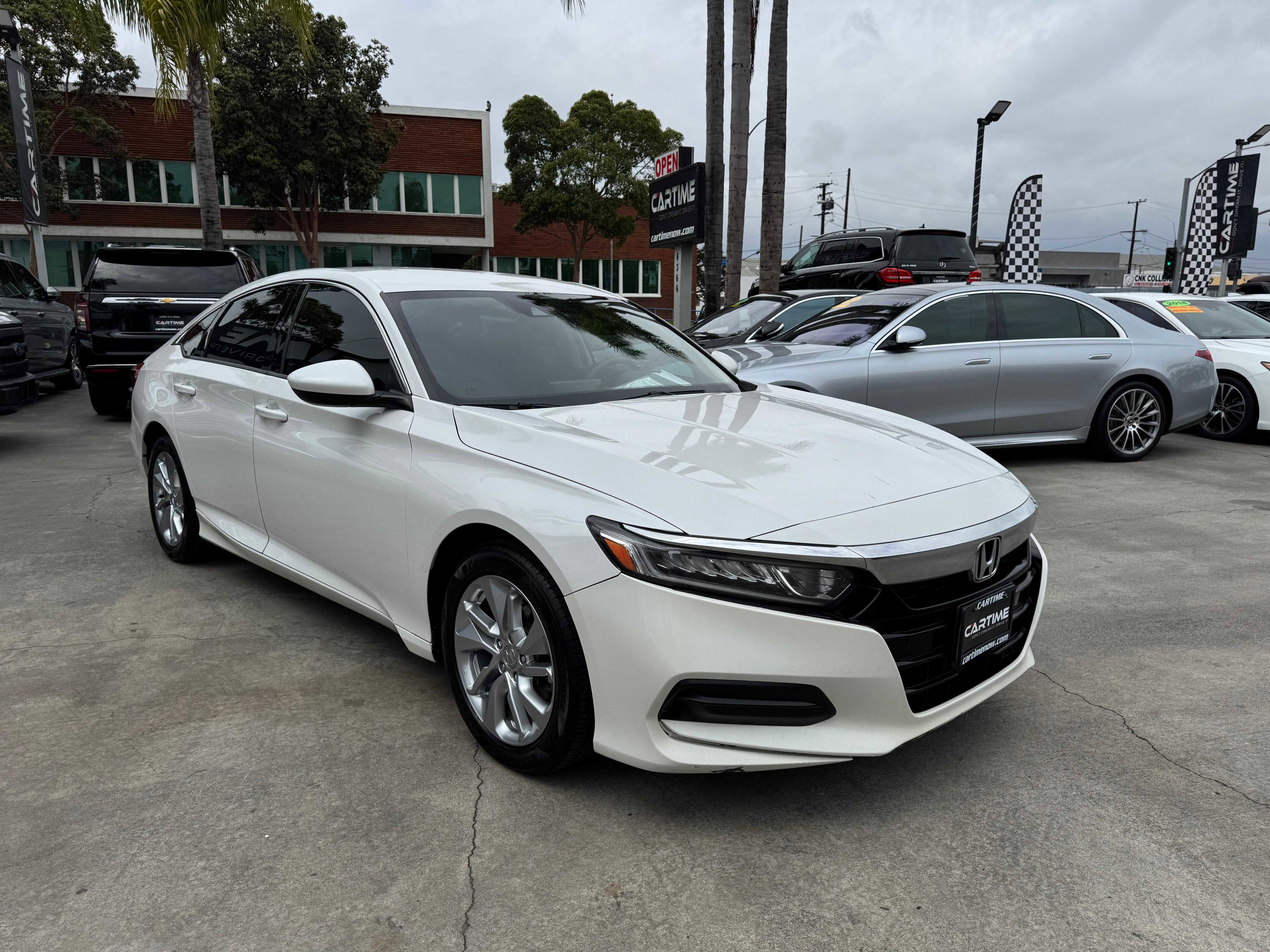 Vehicle image 6 of 59