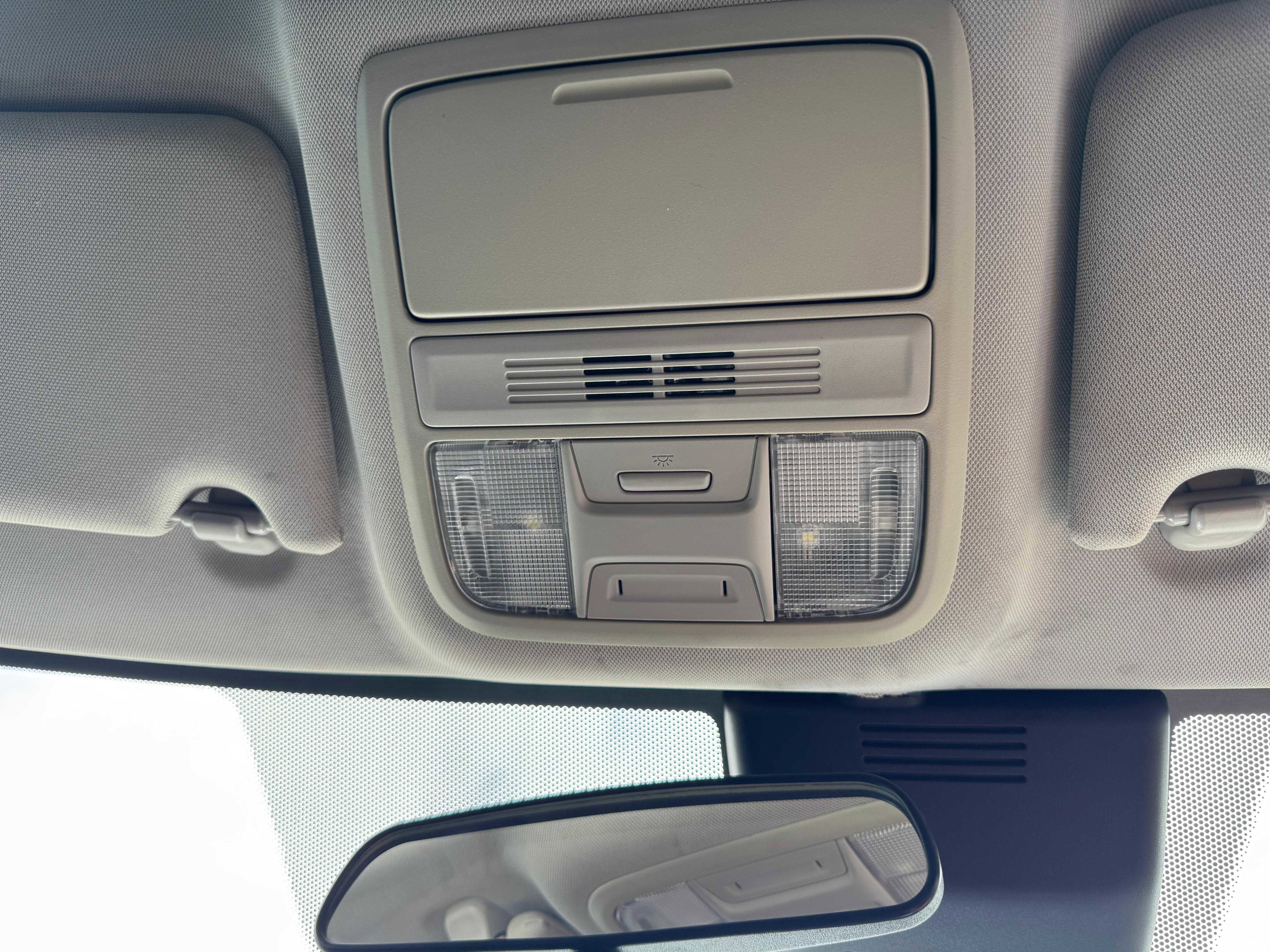 Vehicle image 47 of 59