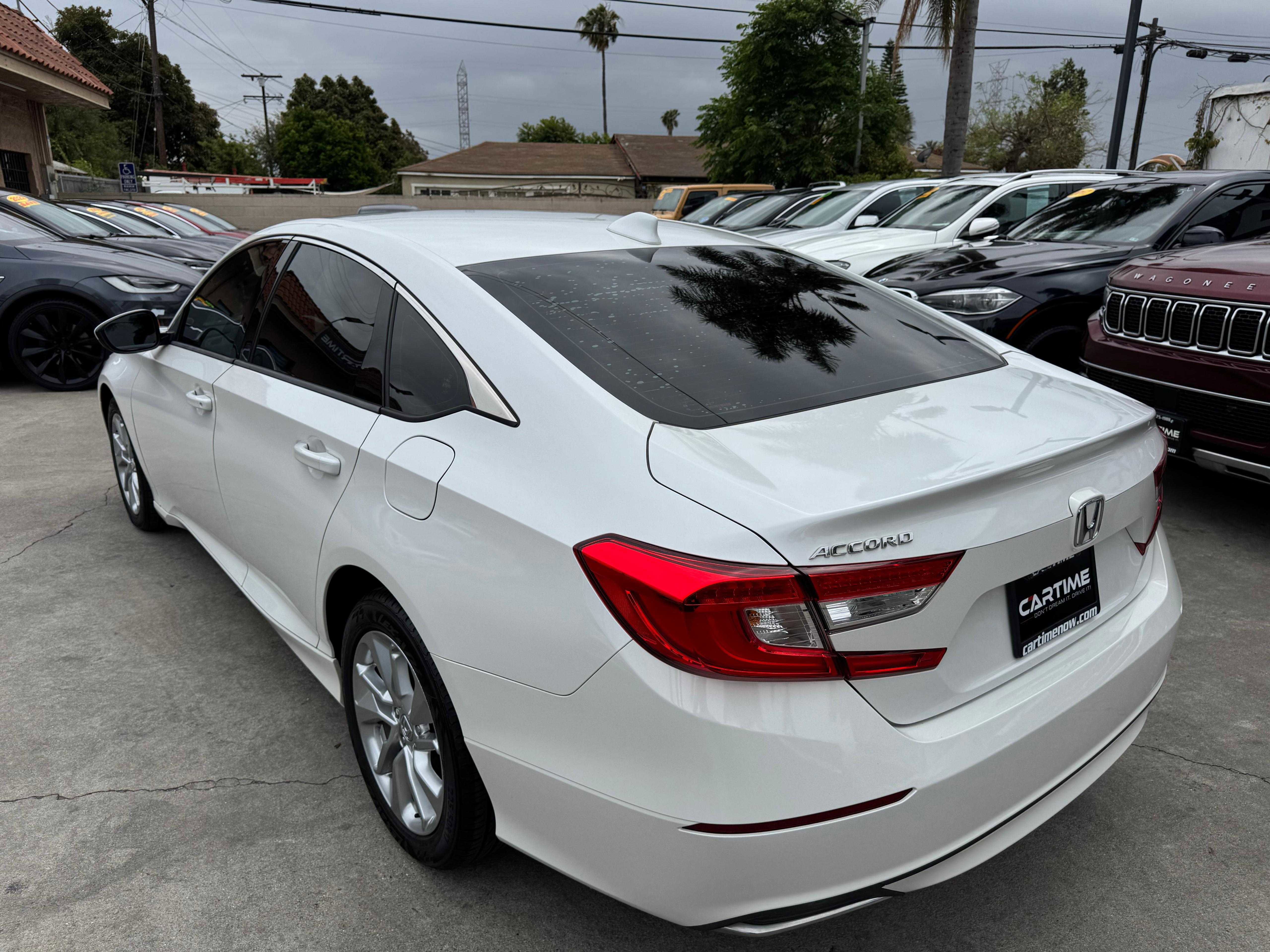 Vehicle image 12 of 59