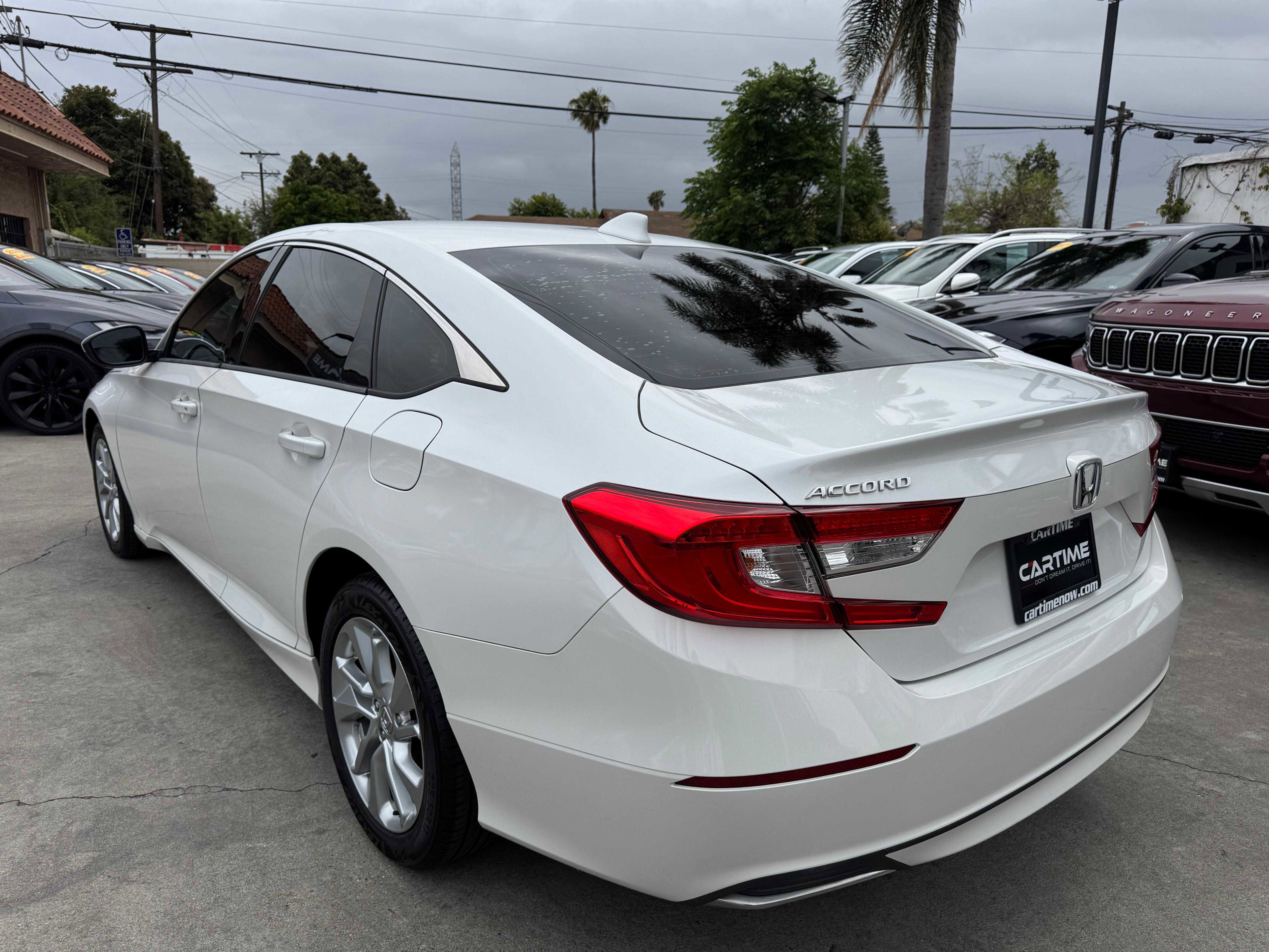 Vehicle image 13 of 59