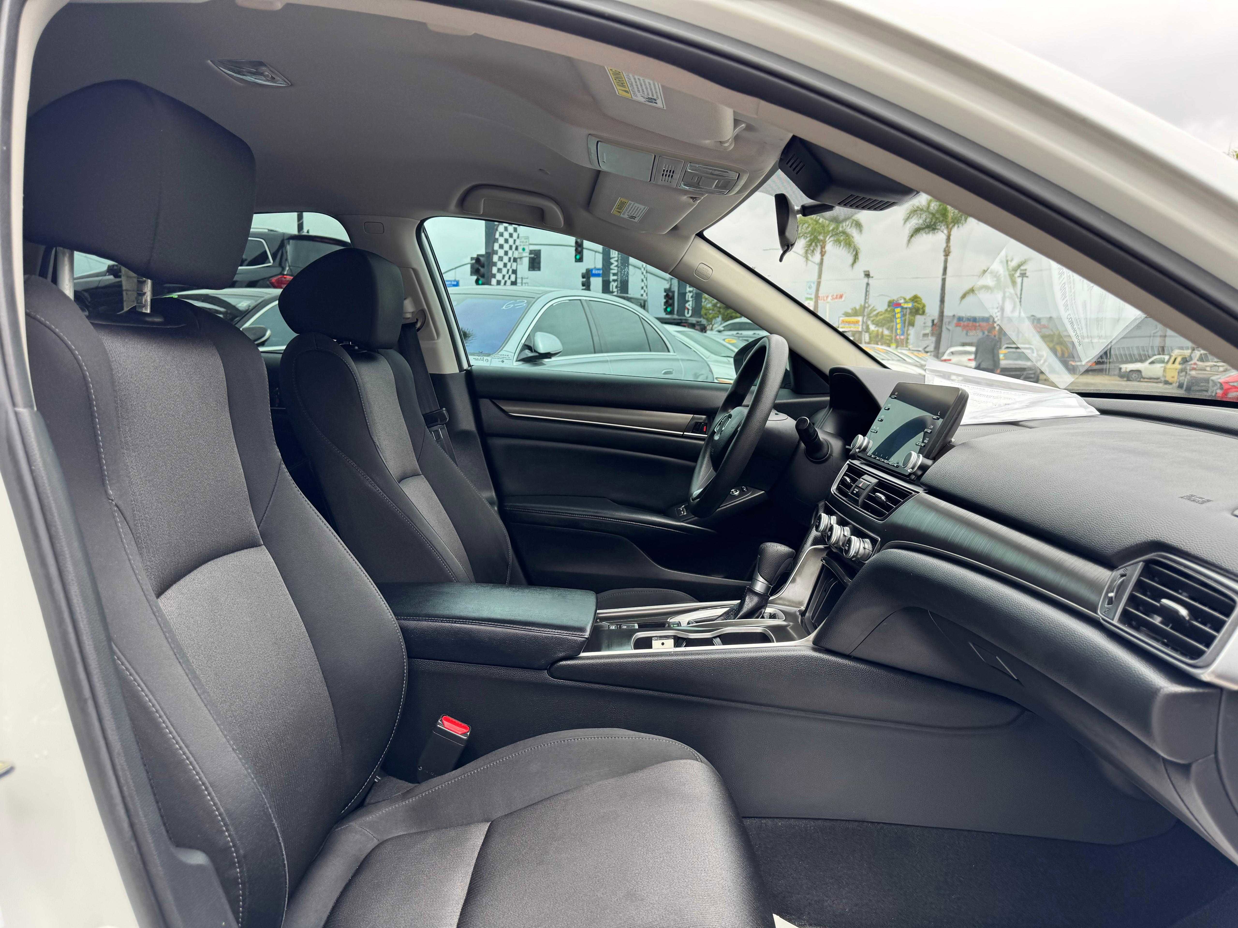 Vehicle image 44 of 59