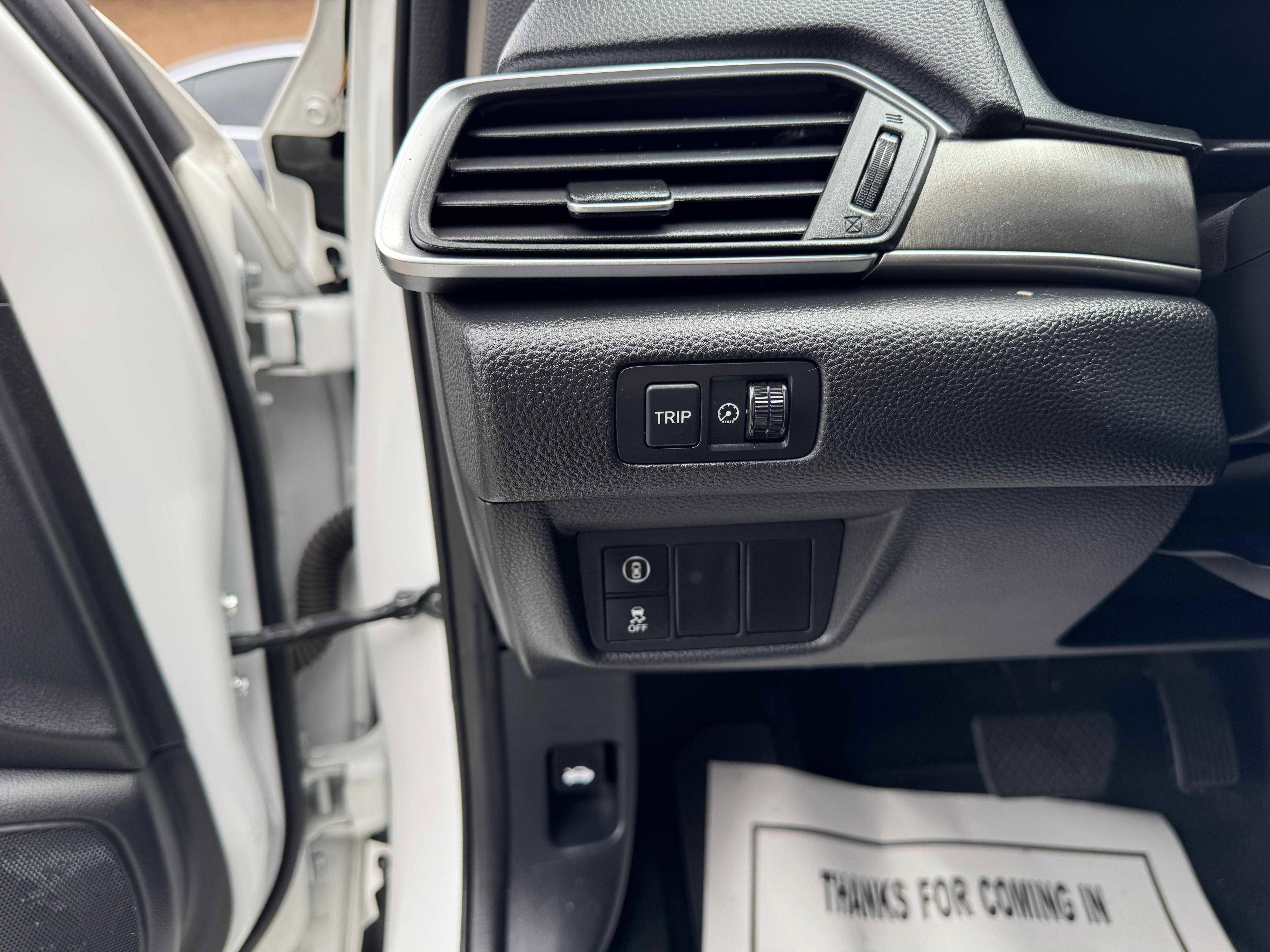 Vehicle image 24 of 59