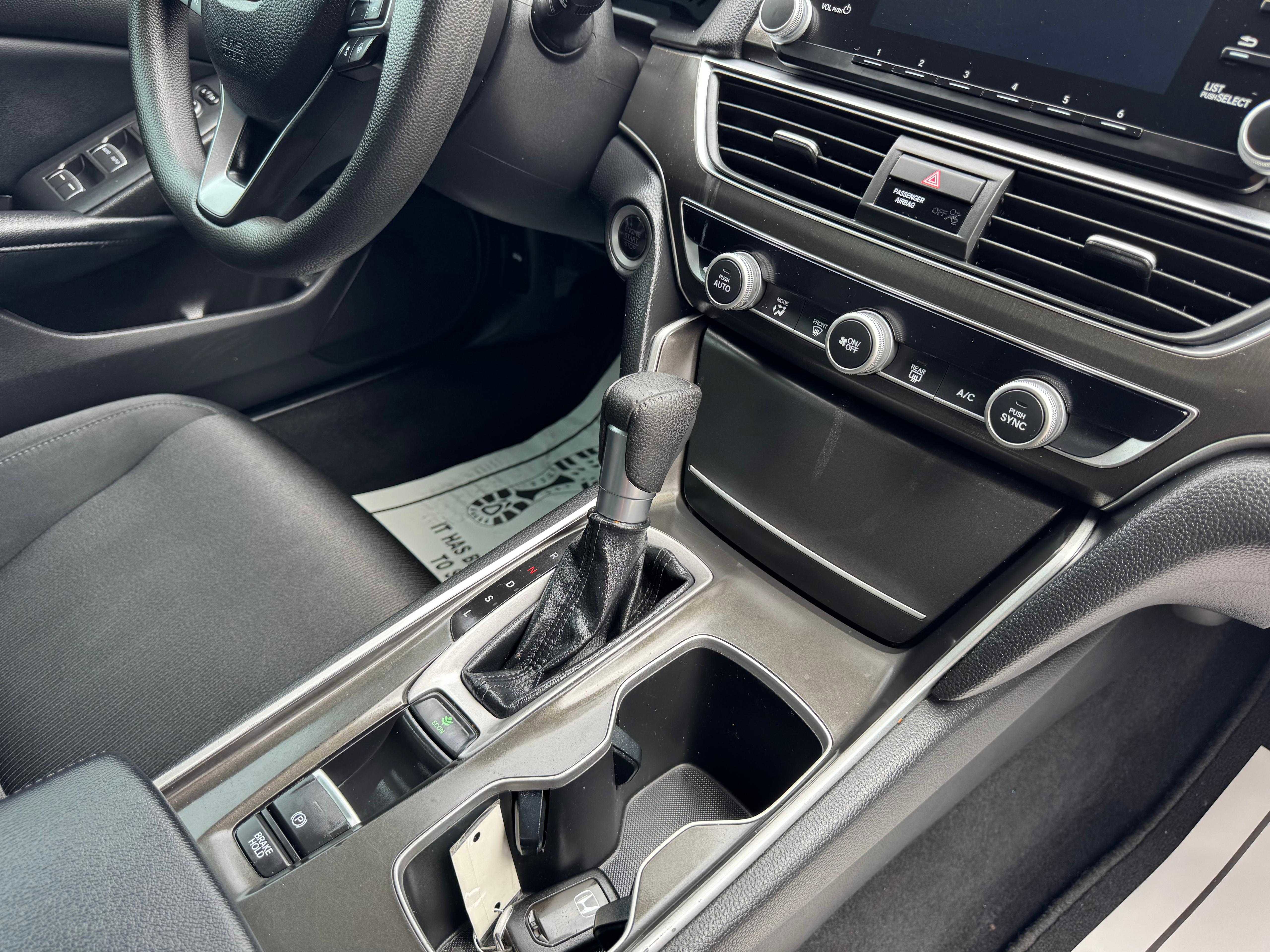 Vehicle image 41 of 59