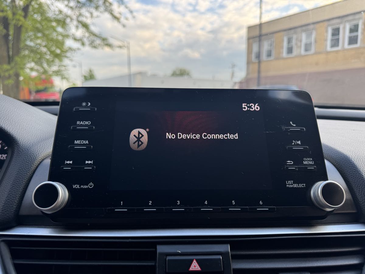 Vehicle image 29 of 36