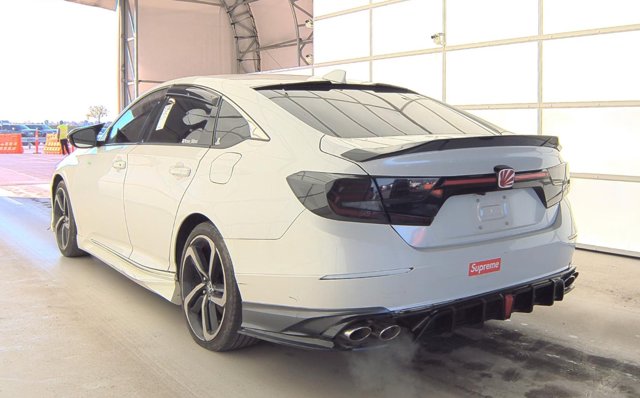 Vehicle image 2 of 8