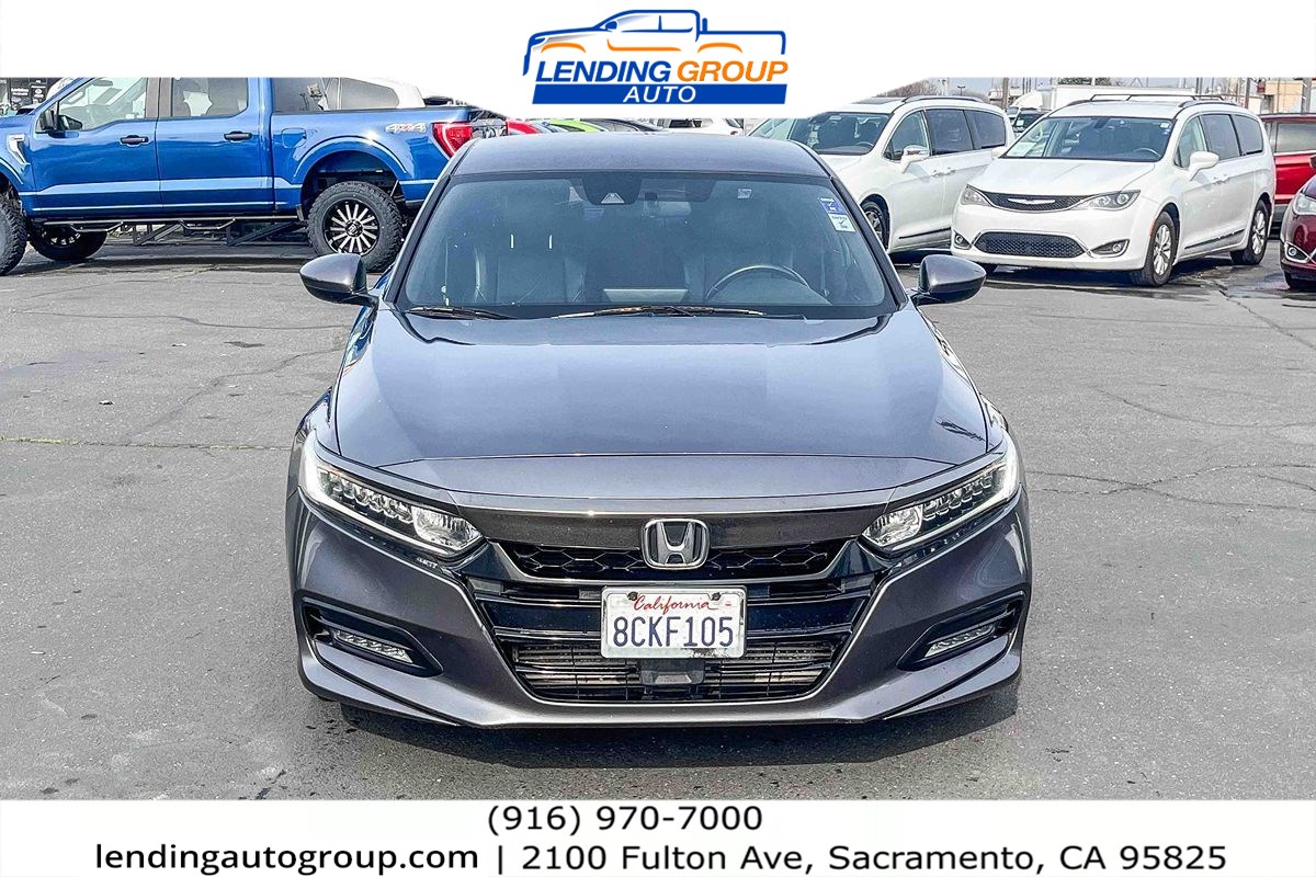 2018 Honda Accord Sport 1.5T Image 2 of 25
