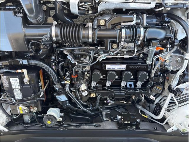 Vehicle image 7 of 14
