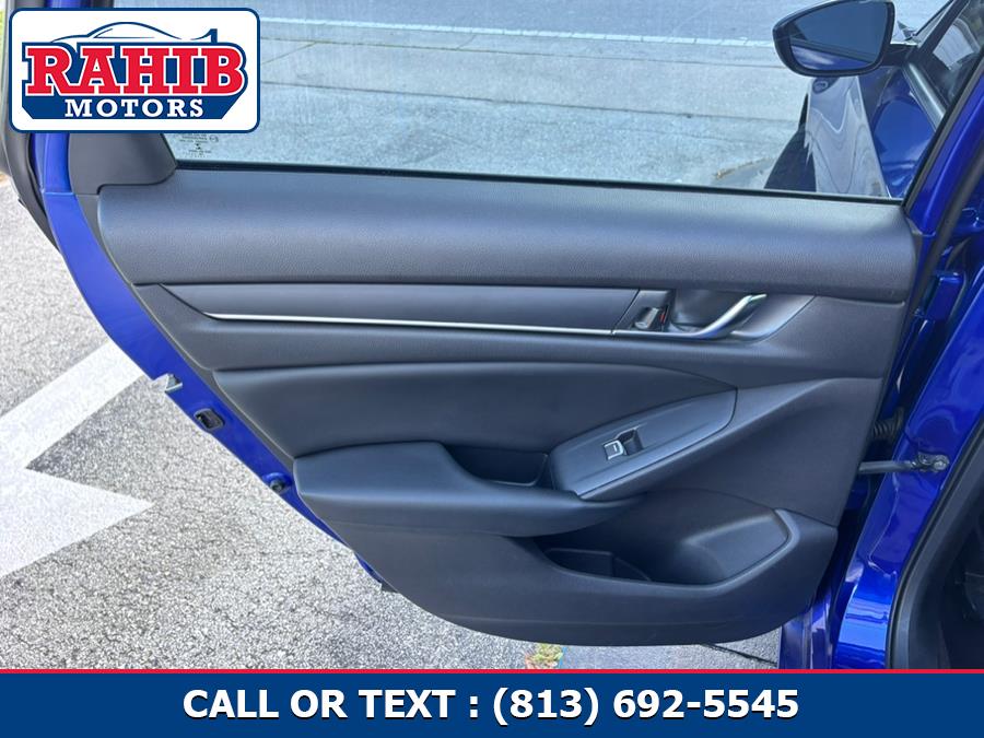 2018 Honda Accord Sport 2.0T Image 34 of 42