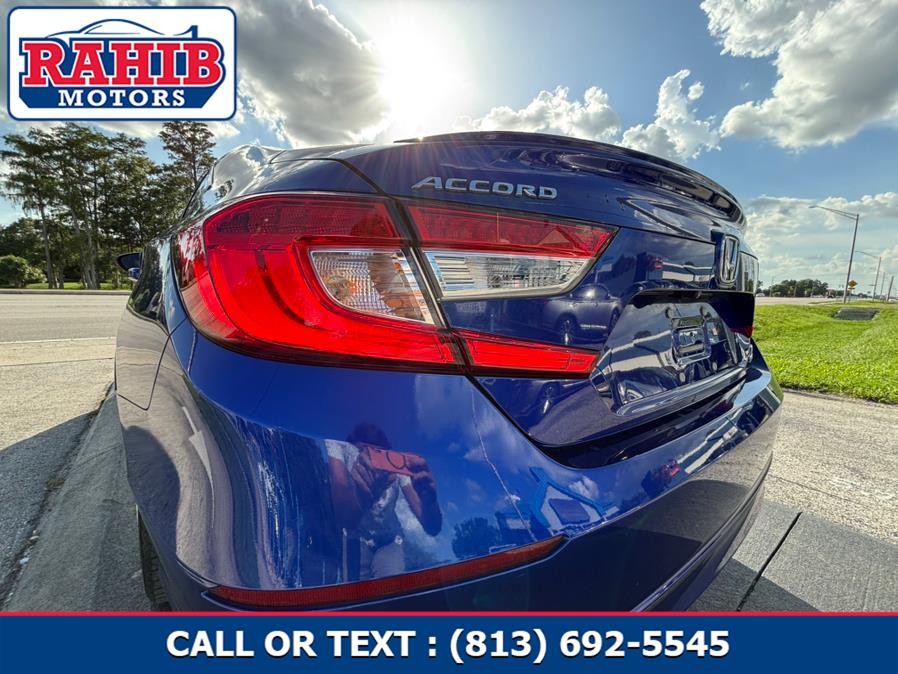 2018 Honda Accord Sport 2.0T Image 10 of 42