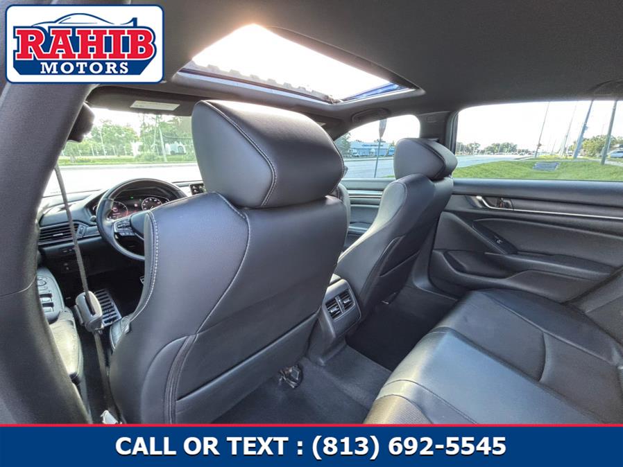 2018 Honda Accord Sport 2.0T Image 25 of 42