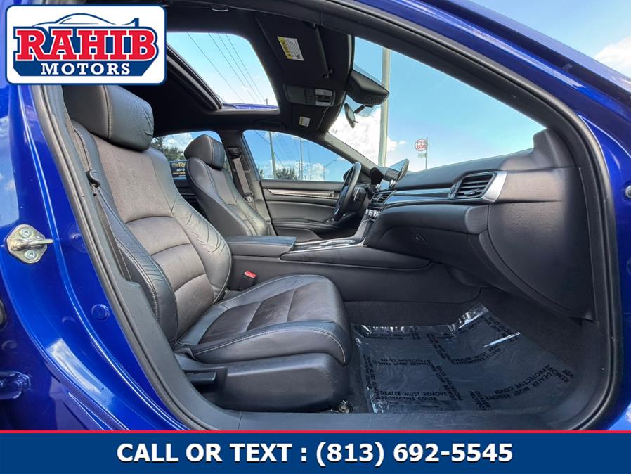 2018 Honda Accord Sport 2.0T Image 24 of 42