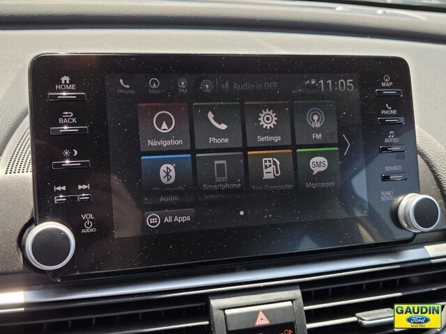 Vehicle image 21 of 25