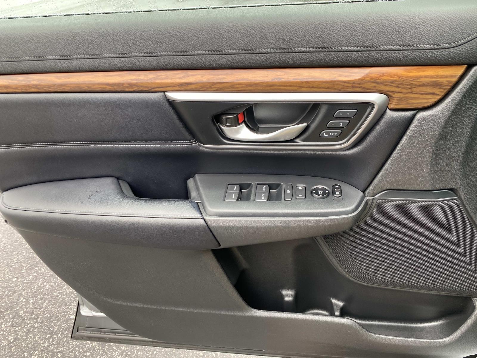 2018 Honda CR-V EX-L Image 18 of 28