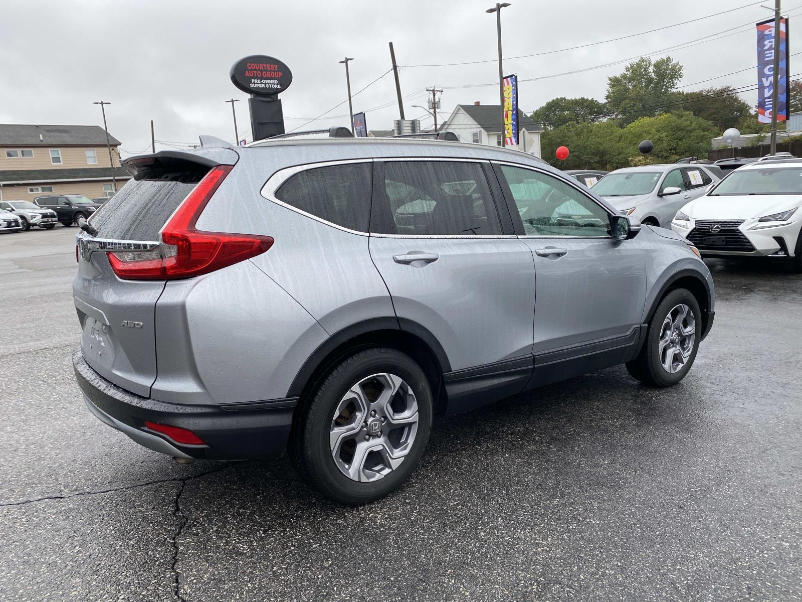 2018 Honda CR-V EX-L Image 5 of 28