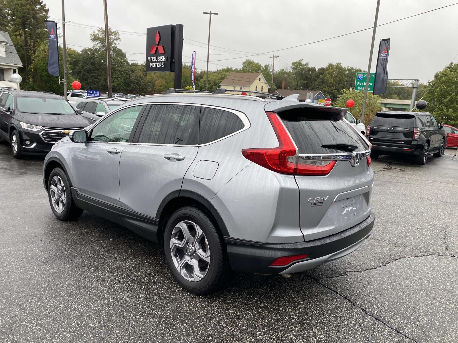 2018 Honda CR-V EX-L Image 7 of 28