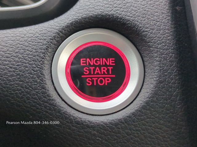 Vehicle image 28 of 29