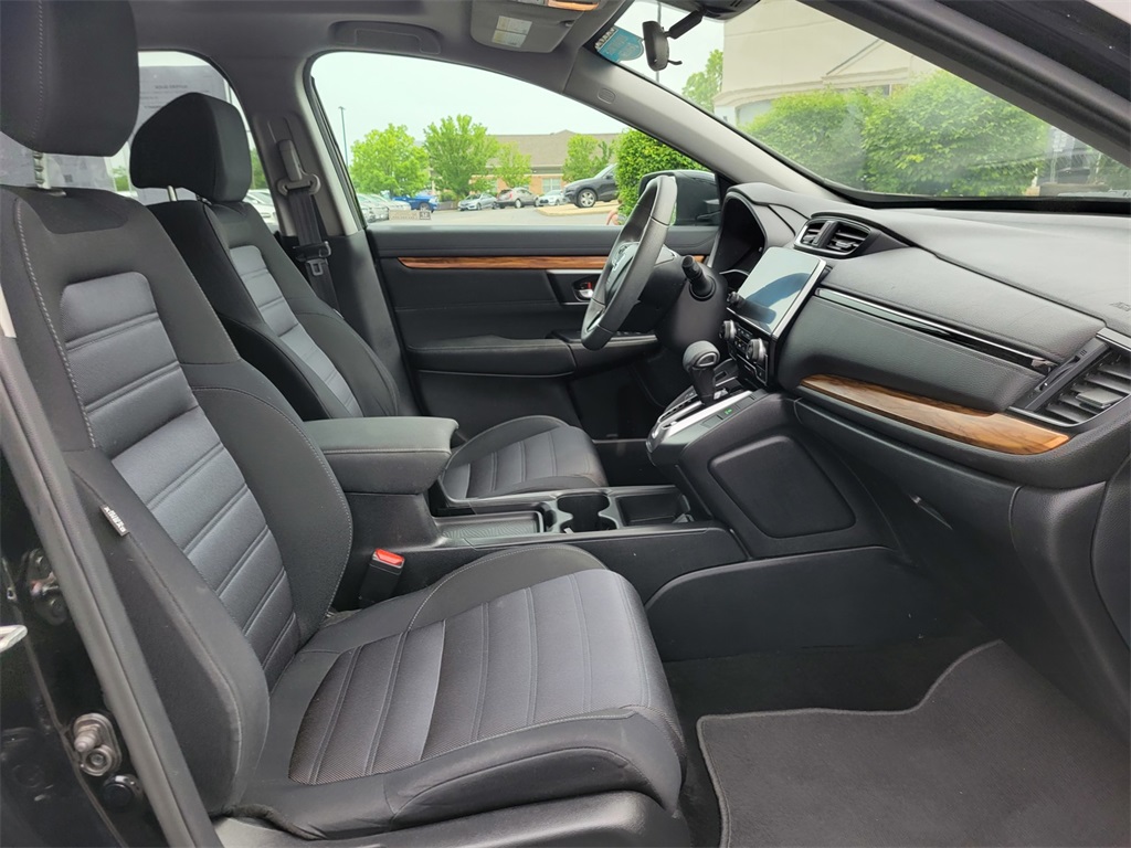 Vehicle image 19 of 45