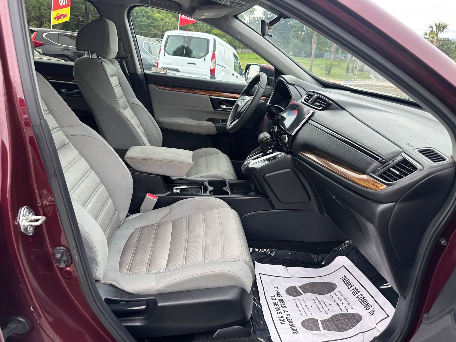 Vehicle image 18 of 21