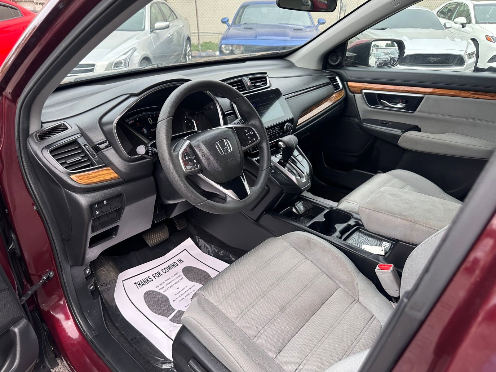 Vehicle image 10 of 21