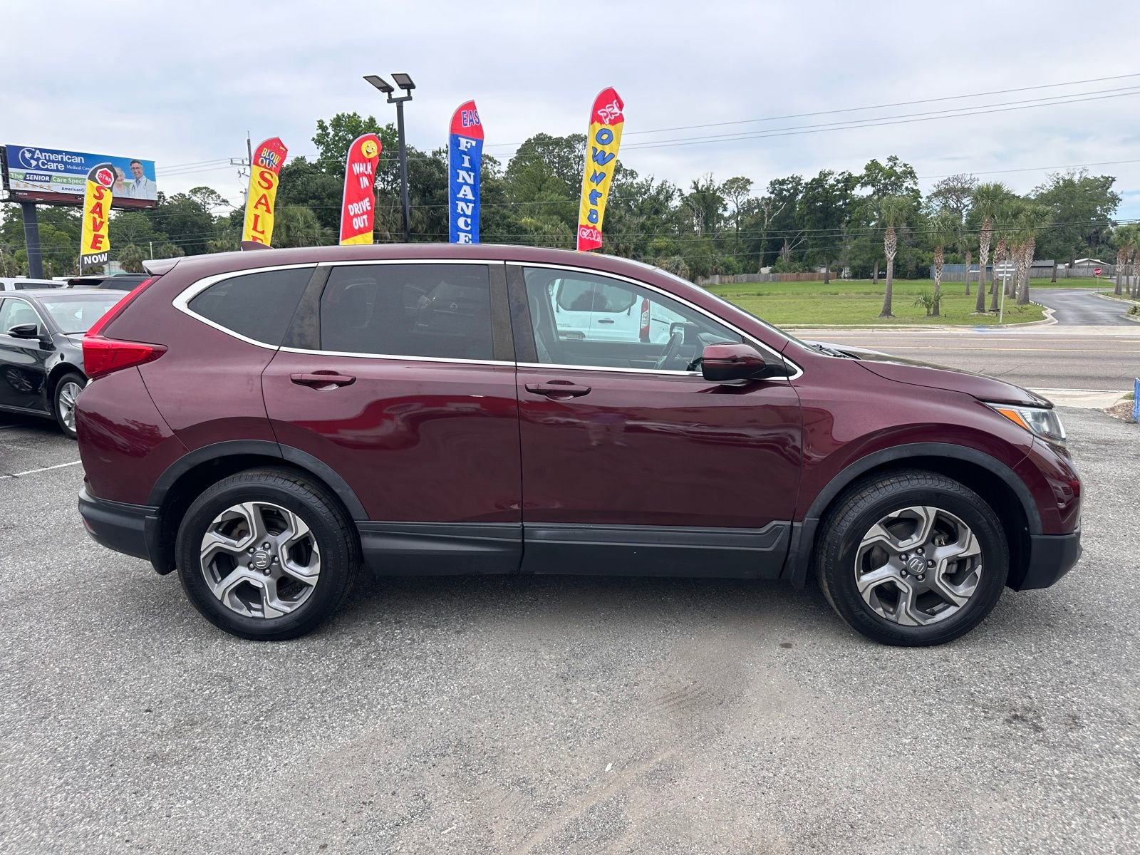 Vehicle image 4 of 21