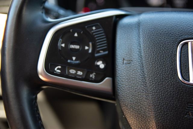 Vehicle image 21 of 47