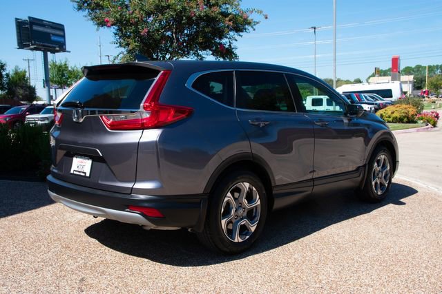 Vehicle image 8 of 47