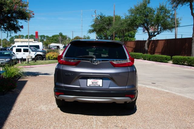 Vehicle image 10 of 47