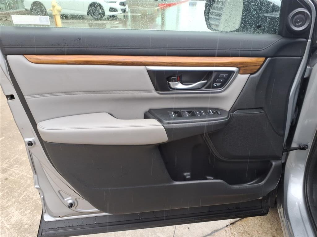 2018 Honda CR-V Touring Image 20 of 26