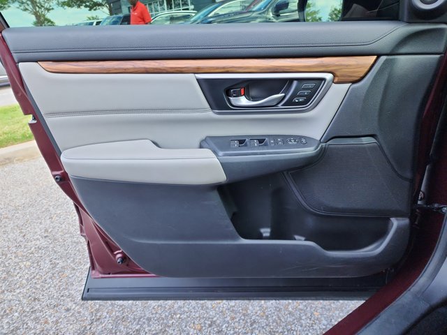 Vehicle image 17 of 27