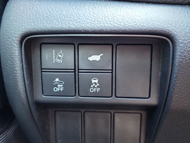 Vehicle image 26 of 27